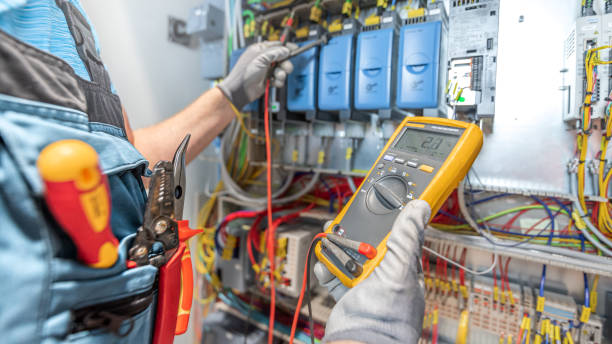Best Emergency Electrical Repair  in Berkley, MI